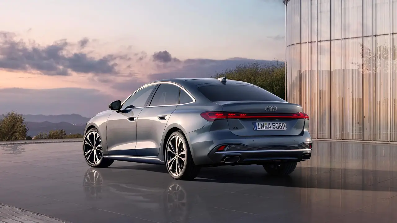 아우디 A5