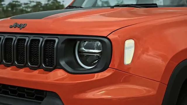 지프 레니게이드 사진 10