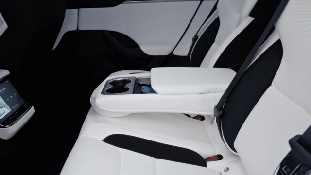 테슬라 모델 S 사진 3