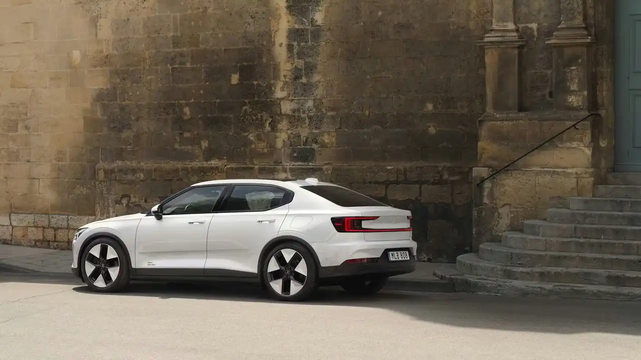폴스타 Polestar 2