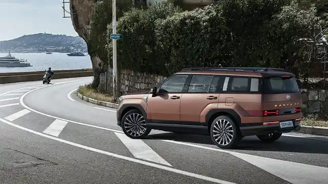 현대 싼타페 사진 9