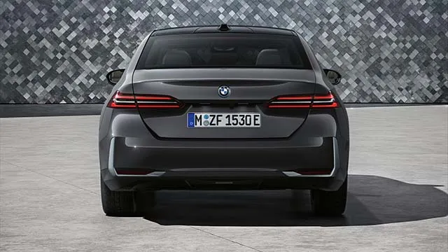 BMW 5시리즈 사진 9